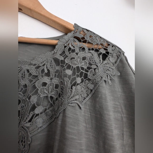 NWT Sage Green, dolman sleeve, lace front tee - Picture 4 of 11